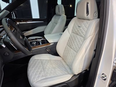 CADILLAC ESCALADE 5TH GENERATION - 9