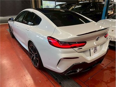 BMW 8 SERIES - 4