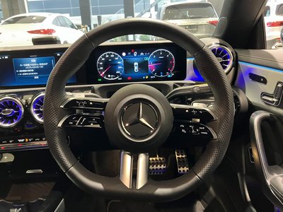 MERCEDES-BENZ CLA - 9