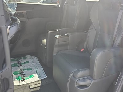 2026 Toyota ALPHARD — миниатюра 15