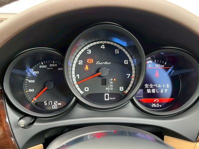 PORSCHE MACAN - 6