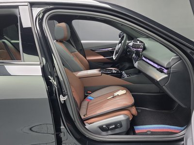 2025 BMW 5 SERIES 缩略图 16