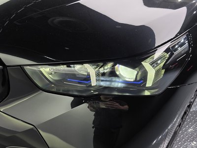 2025 BMW 5 SERIES 照片 9