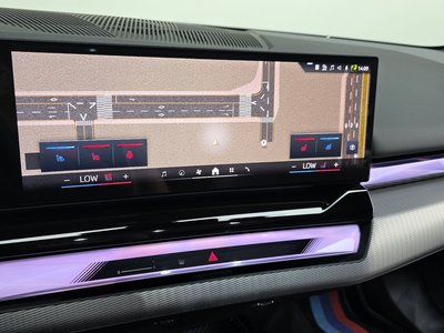 2025 BMW 5 SERIES 缩略图 20