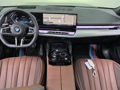 2025 BMW 5 SERIES 照片 5