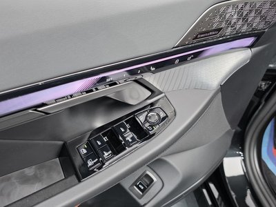 2025 BMW 5 SERIES 缩略图 26