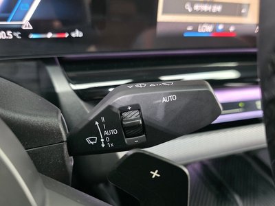 2025 BMW 5 SERIES 缩略图 27