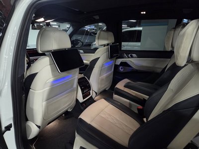 صورة 9 لـ 2021 BMW X7