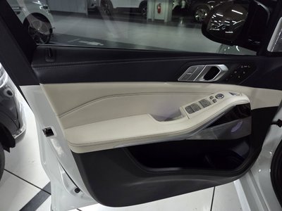 2021 BMW X7 缩略图 12