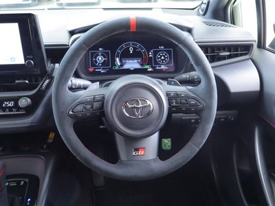 TOYOTA GR COROLLA - 10