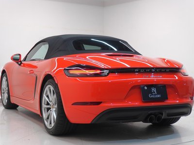 2017 Porsche 718 photo 7
