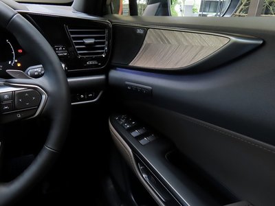 صورة مصغرة 62 لـ 2025 Lexus NX