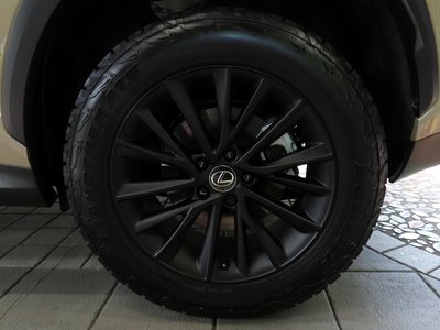 صورة مصغرة 30 لـ 2025 Lexus NX