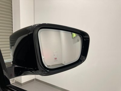 2025 BMW 3 SERIES thumbnail 36
