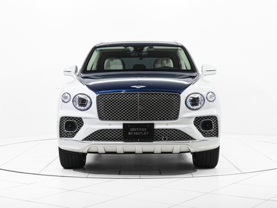 2023 Bentley BENTAYGA photo 2