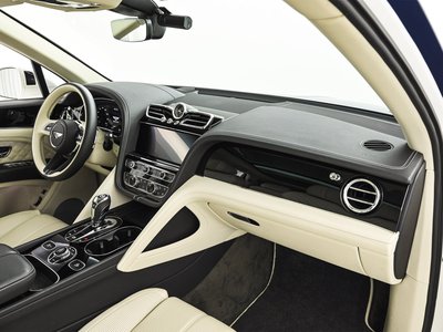 2023 Bentley BENTAYGA — миниатюра 15