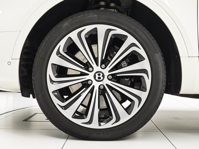 2023 Bentley BENTAYGA — миниатюра 20