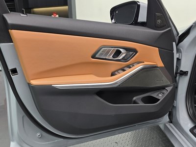 2026 BMW 3 SERIES thumbnail 14
