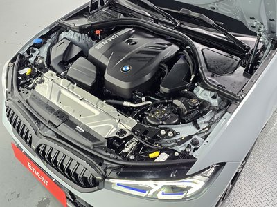 2026 BMW 3 SERIES photo 7