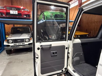 صورة مصغرة 24 لـ 2000 Toyota LAND CRUISER 70