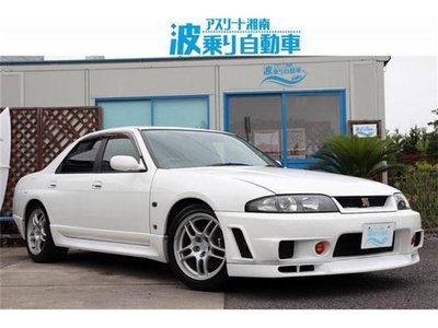 NISSAN SKYLINE GT-R SEDAN