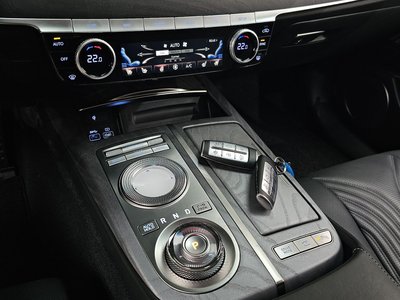 GENESIS G80 (RG3) - 9