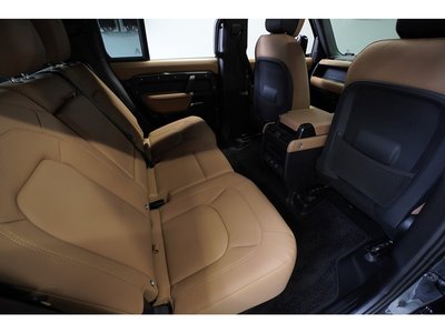 صورة مصغرة 35 لـ 2025 LAND Rover DEFENDER