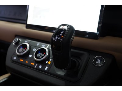 صورة مصغرة 38 لـ 2025 LAND Rover DEFENDER