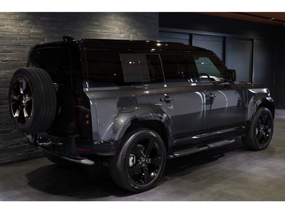 صورة 7 لـ 2025 LAND Rover DEFENDER