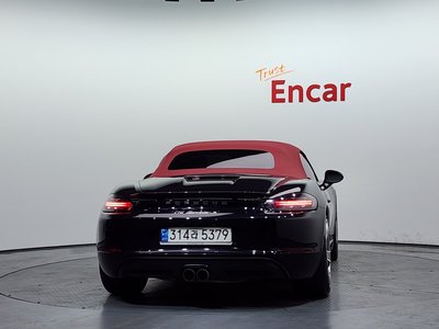 PORSCHE 718 - 4