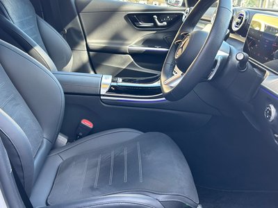 2025 Mercedes-BENZ C-CLASS 缩略图 26