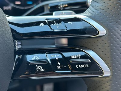 2025 Mercedes-BENZ C-CLASS 缩略图 31
