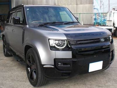 LAND ROVER DEFENDER - 3