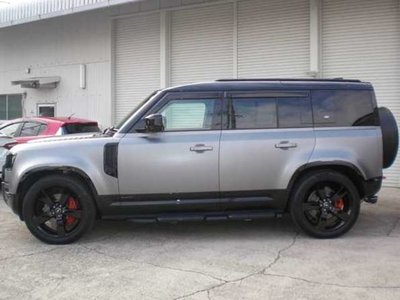 LAND ROVER DEFENDER - 8