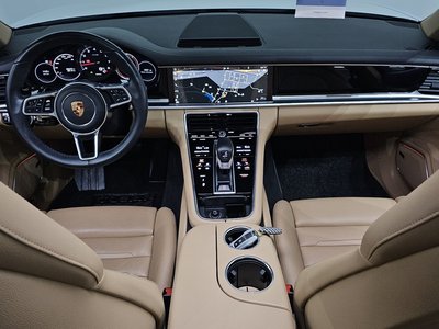 PORSCHE PANAMERA - 5