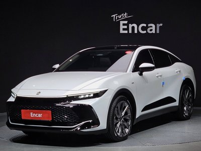 TOYOTA CROWN CROSSOVER