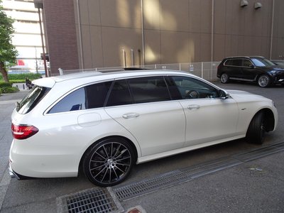 MERCEDES-BENZ E-CLASS AMG - 2