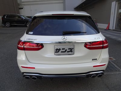 MERCEDES-BENZ E-CLASS AMG - 4