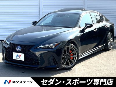 LEXUS IS - 1