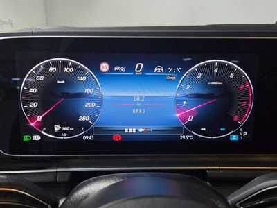 2025 Mercedes-BENZ GLE — миниатюра 16