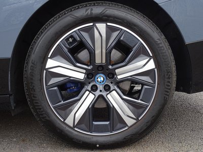 صورة مصغرة 30 لـ 2024 BMW IX