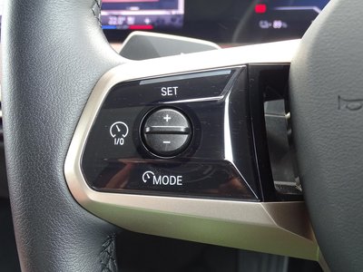صورة مصغرة 35 لـ 2024 BMW IX