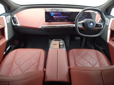 2024 BMW IX 照片 2