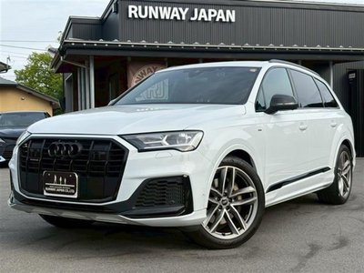 AUDI Q7 - 1