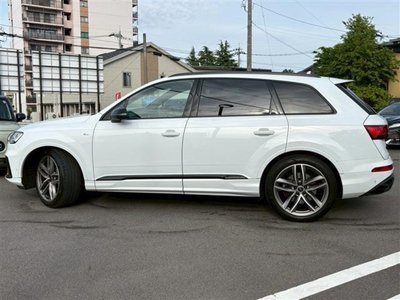 AUDI Q7 - 9