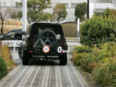 2023 LAND Rover DEFENDER thumbnail 12