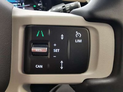 2023 LAND Rover DEFENDER thumbnail 15