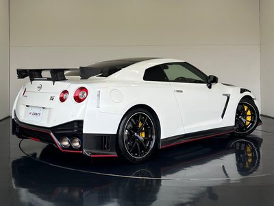 NISSAN GT-R - 2
