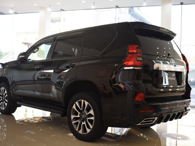 2022 Toyota LAND CRUISER PRADO — миниатюра 12