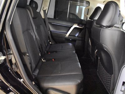 2022 Toyota LAND CRUISER PRADO — миниатюра 26